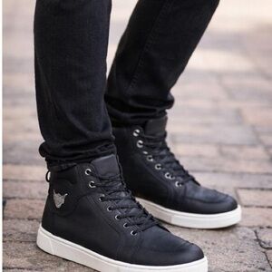 Harley-Davidson Unisex Black and White High-Top Sneakers